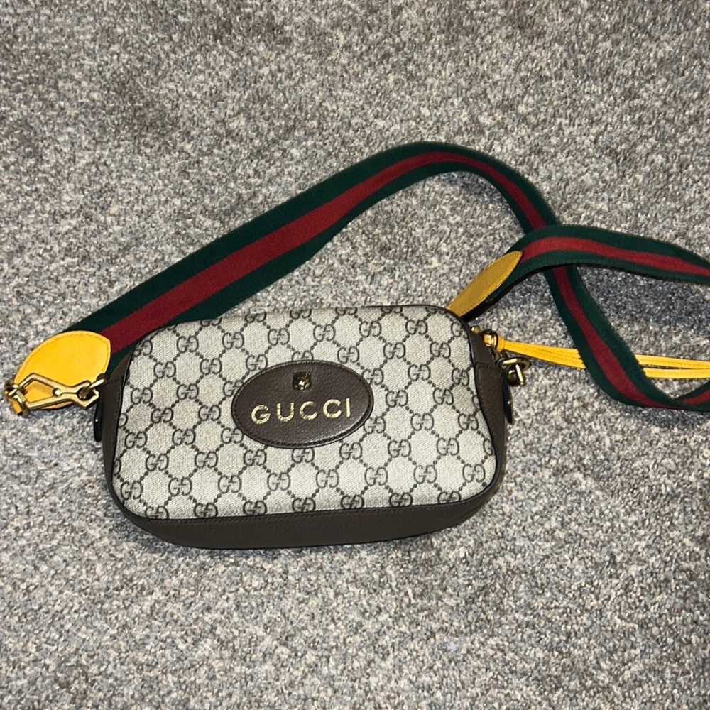 Neo Vintage GG SUPREME Messenger bag